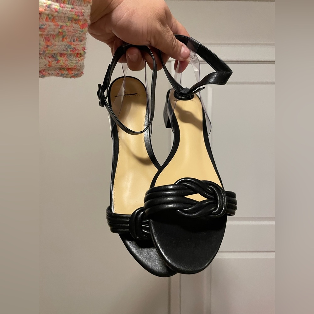 Brand New Alexandre Birman Vicky knotted black sandals 40.5